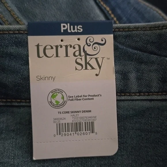 4X Women's Blue Jeans Skinny High Rise 26W plus NWT - Picture 5 of 5